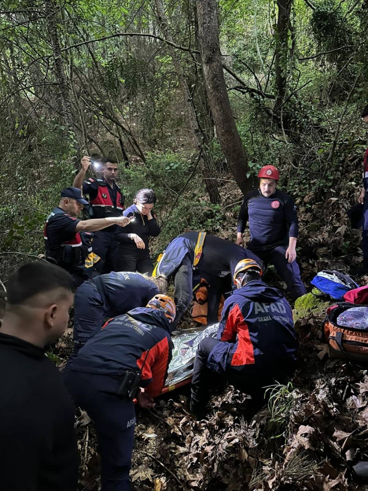 Antalya&rsquo;da u&ccedil;uruma d&uuml;şen kişi yaralandı