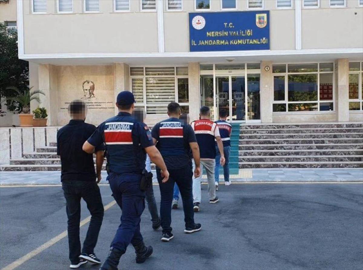 Mersin merkezli 4 ilde göçmen kaçakçılığı operasyonunda 2 şüpheli tutuklandı