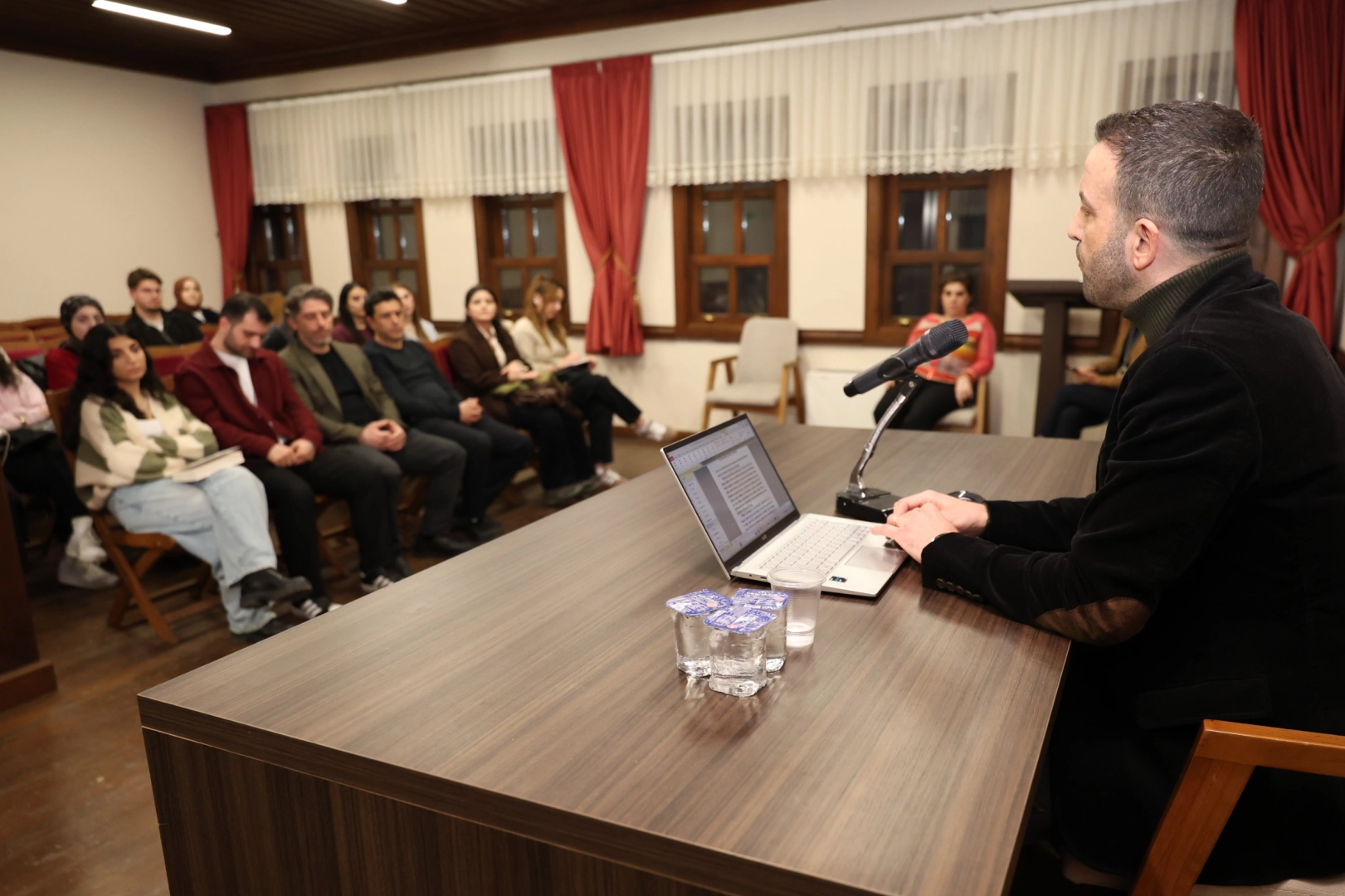 Bursa'da edebiyat tutkunları Osmangazi&rsquo;de buluşuyor