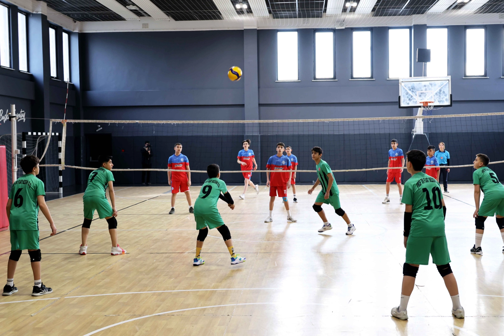 Konya Karatay&rsquo;da Kardeşlik ve Dostluk Voleybol Turnuvası başladı