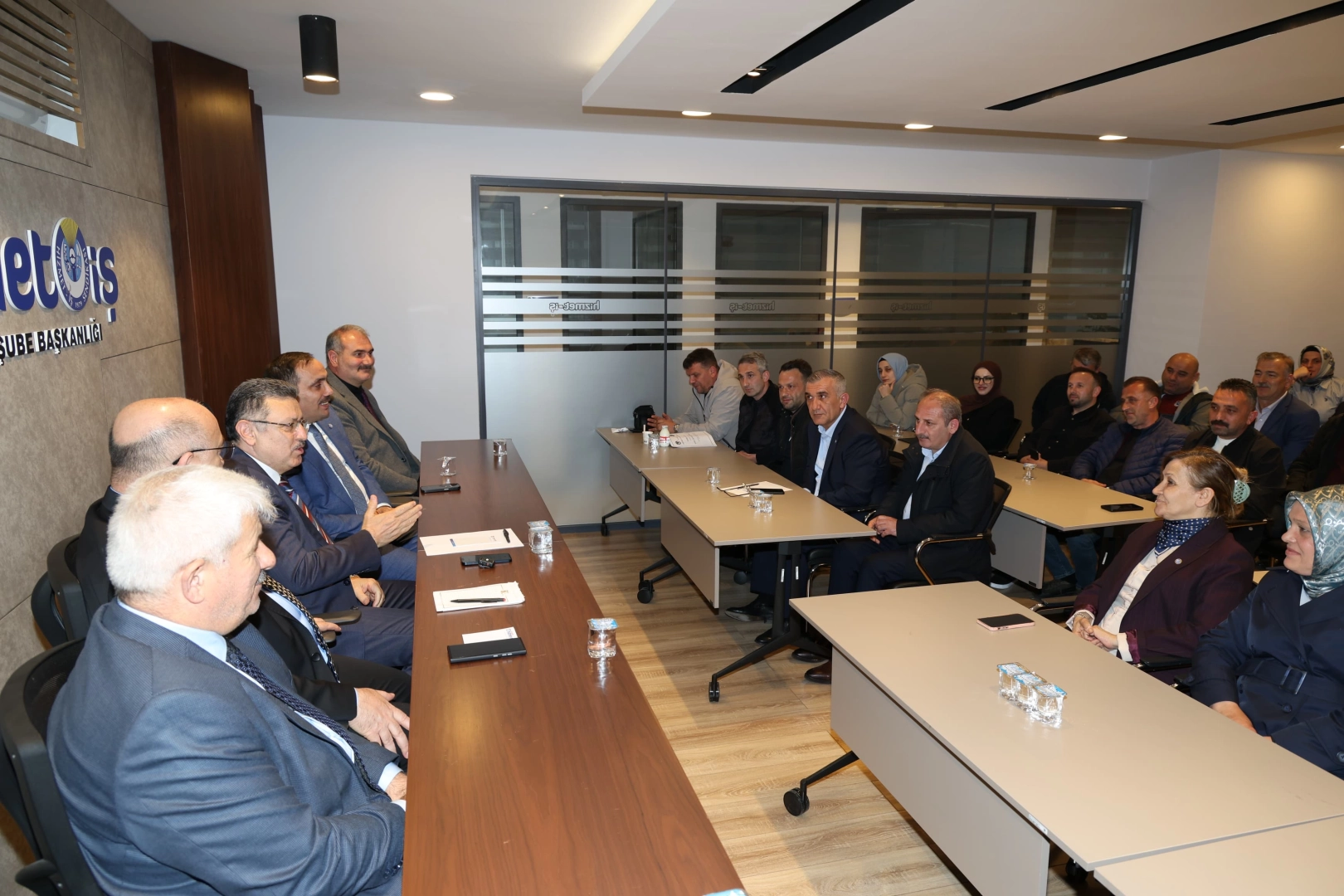 Trabzon'da Başkan Gen&ccedil;&rsquo;ten Hizmet-İş'e ziyaret