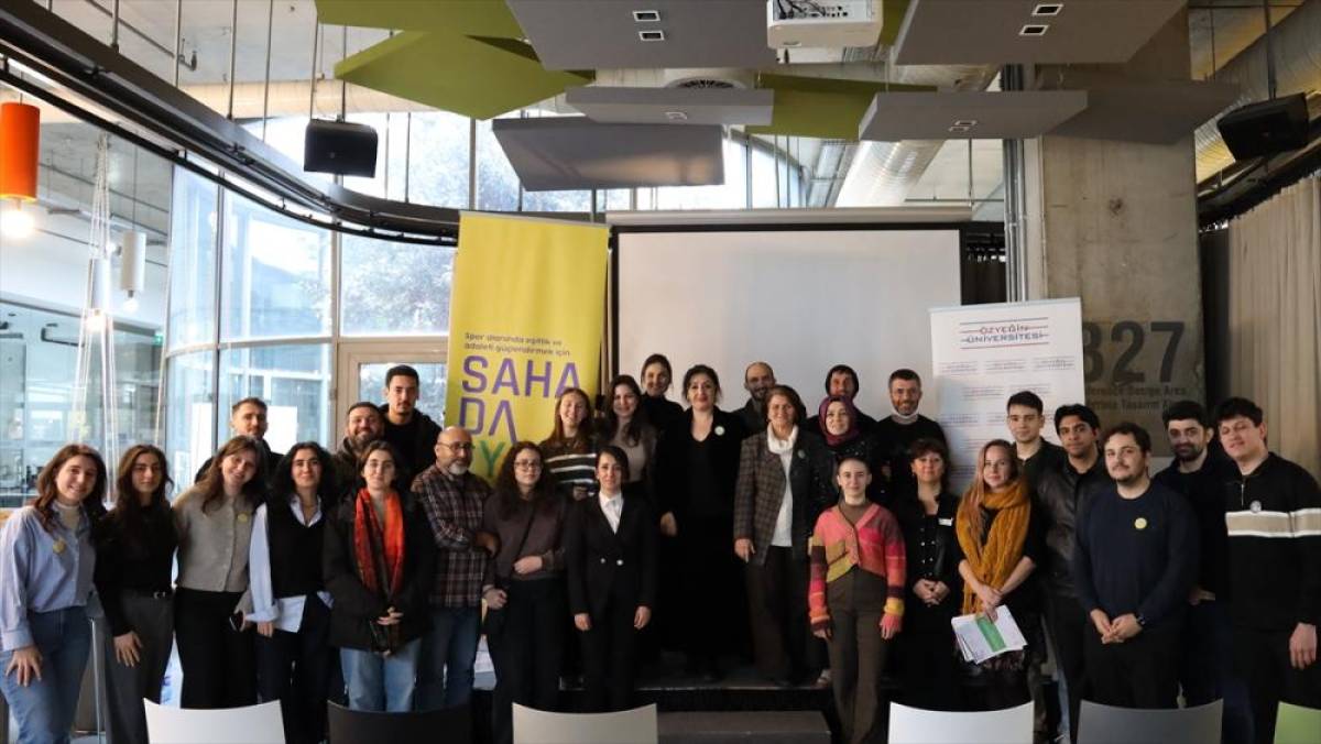 &Ouml;zyeğin &Uuml;niversitesinde "&Ccedil;ocuklar İ&ccedil;in Spor ve &Ouml;tesi" &ccedil;alıştayı d&uuml;zenlendi