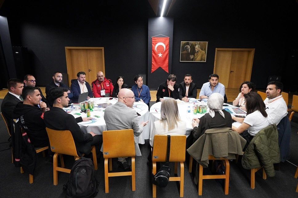 İstanbul Beylikd&uuml;z&uuml;&rsquo;nde deprem odaklı 'Diren&ccedil;lilik &Ccedil;alıştayı'