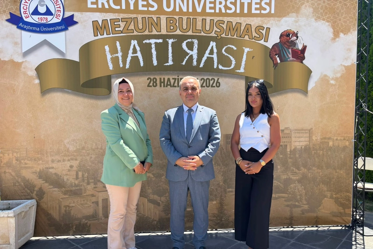 ER&Uuml; Mezun Buluşması'nda B&uuml;y&uuml;kşehir'den stant