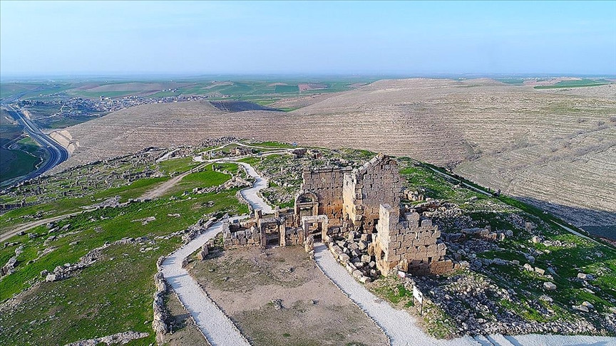 3 bin yıllık Zerzevan Kalesi UNESCO Dünya Miras Kalıcı Listesi'ne girme yolunda