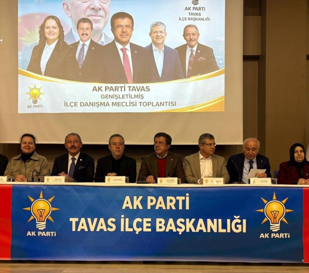 AK Parti Genel Başkan Yardımcısı Zeybekci, Denizli'de Genişletilmiş İl&ccedil;e Danışma Toplantısı'nda konuştu: