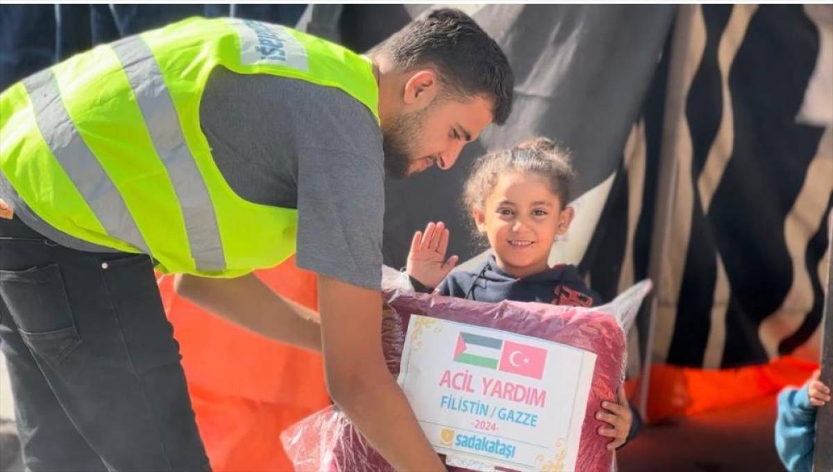 Sadakataşı Derneği, Gazze'ye acil yardım ulaştırdı