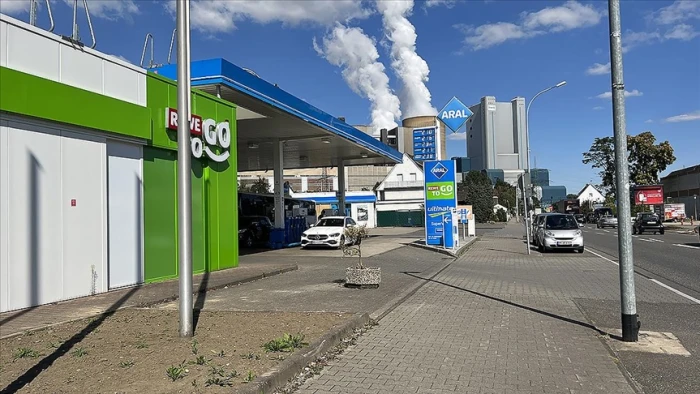 AB'de akaryakıt fiyatları y&uuml;kselmeye devam ediyor