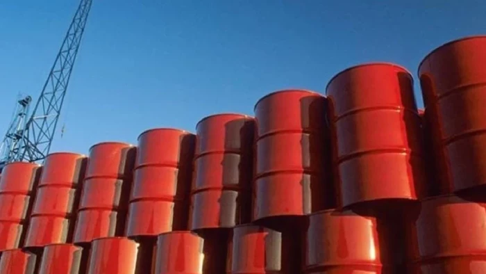 ABD'nin ticari ham petrol stokları 9 milyon varil azaldı