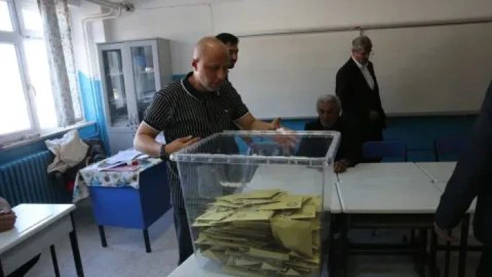 AK Parti'den 6 beldedeki ara se&ccedil;ime ilişkin paylaşım: