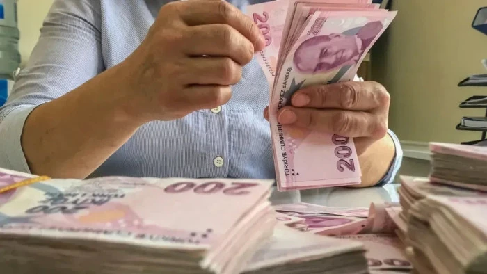 Akbank'tan KOBİ'lere faizsiz 100 bin liraya varan nakit desteği