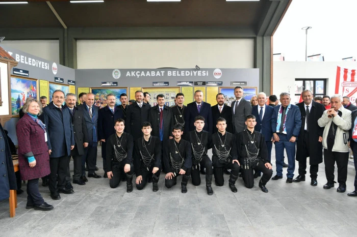 Antalya Devlet Opera ve Balesi ile Polis Korosu'ndan "Halita" konseri