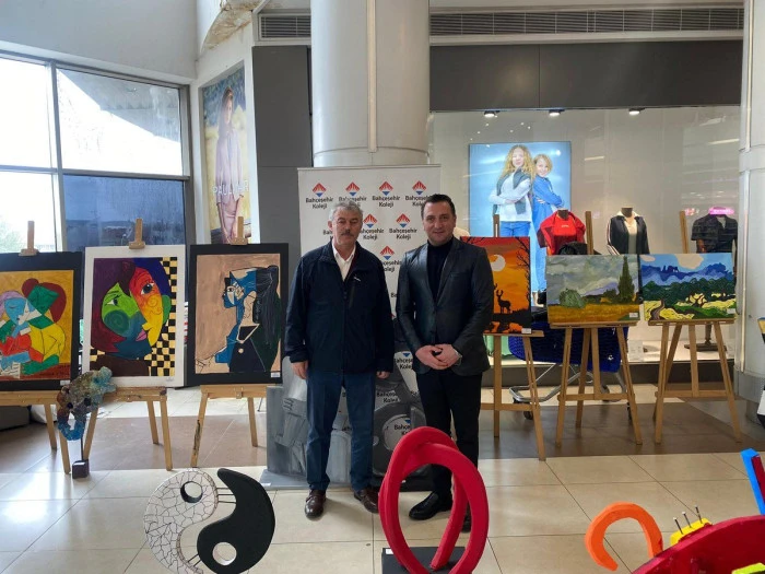 Bah&ccedil;eşehir Koleji, DeFacto ve TOG'dan 23 Nisan sergisi