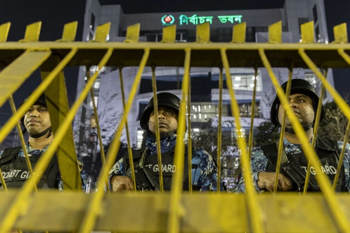 Bangladeş'teki genel se&ccedil;imde resmi olmayan sonu&ccedil;lara g&ouml;re BNP &ouml;nde gidiyor