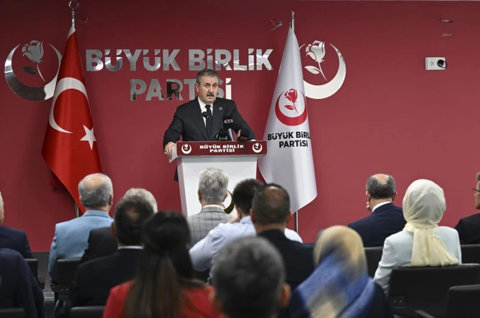 BBP Genel Başkanı Destici, basın toplantısı d&uuml;zenledi: