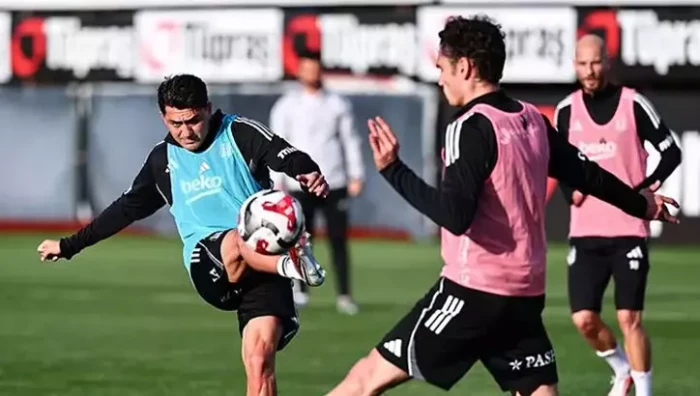 Beşiktaş, Fenerbah&ccedil;e derbisinin hazırlıklarını s&uuml;rd&uuml;rd&uuml;