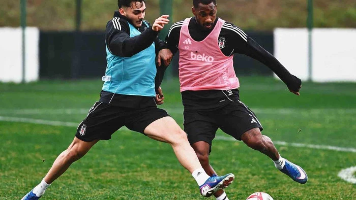 Beşiktaş, RAMS Başakşehir ma&ccedil;ının hazırlıklarına başladı