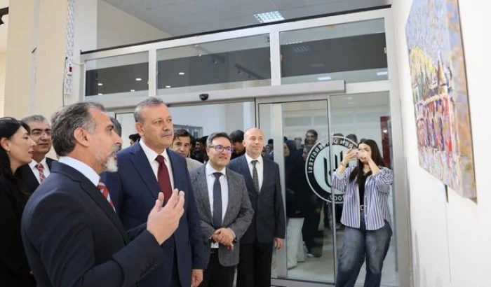 Bitlis Eren &Uuml;niversitesinde "Bitlis'in Hafızası" sergisi a&ccedil;ıldı