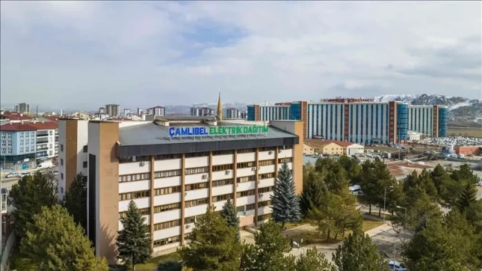 &Ccedil;EDAŞ, gen&ccedil; m&uuml;hendislerin kariyer yolculuğuna "pusula" olacak