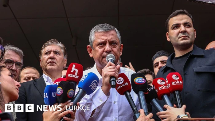 CHP'li Pala partisinin t&uuml;z&uuml;ğ&uuml;ne uygun davranılması gerektiğini s&ouml;yledi