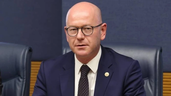 CHP'li Sarı, Balıkesir'de uzman hekim ihtiyacı olduğunu s&ouml;yledi