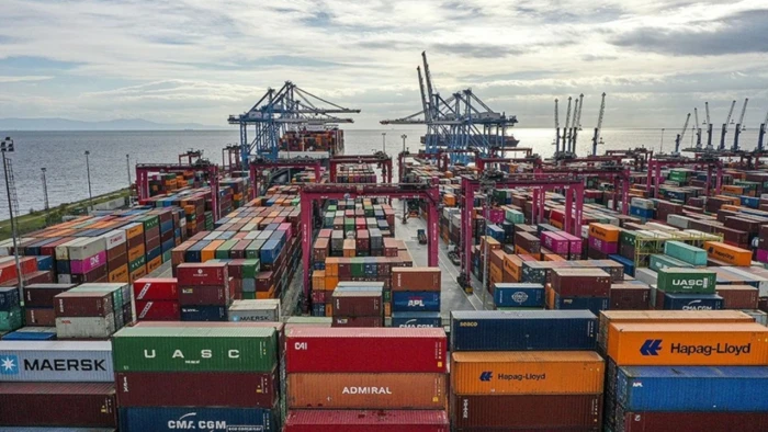 &Ccedil;in, G&uuml;ney Afrika'dan ithal edilen &uuml;r&uuml;nlerden g&uuml;mr&uuml;k vergisini kaldıracak