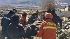 Çin'in Tibet bölgesinde meydana gelen depremin ardından 1200'den fazla artçı sarsıntı kaydedildi