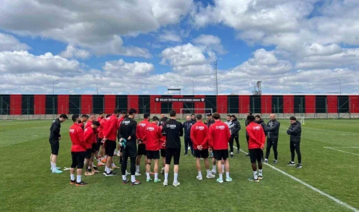 &Ccedil;orum FK, Sakaryaspor ma&ccedil;ının hazırlıklarına başladı