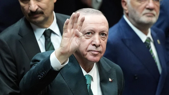 Cumhurbaşkanı Erdoğan: "Irk, mezhep, din, dil, k&ouml;ken ayrımını reddediyoruz. Bizim 'S&uuml;nnilik, Şiilik' gibi bir dinimiz yok. Bizim tek dinimiz var, o da İslam"