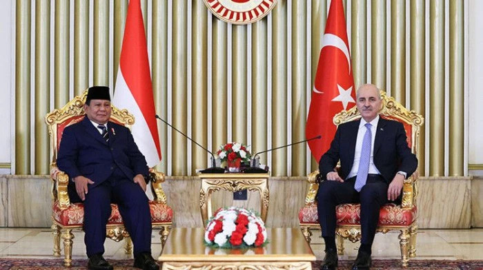 Cumhurbaşkanı Erdoğan, TBMM Başkanı Kurtulmuş ile g&ouml;r&uuml;şt&uuml;