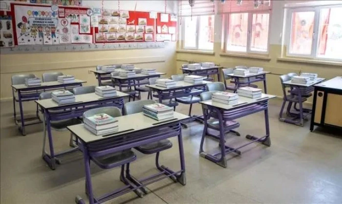 Depremlerin etkilediği Malatya'da hayırsever iş insanının yaptırdığı 24 derslikli okul a&ccedil;ıldı