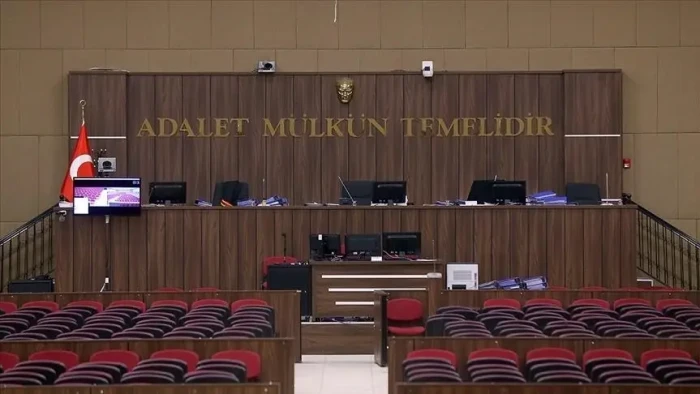 Dini nikahlı eşini &ouml;ld&uuml;ren, kızını yaralayan sanık hakkında ağırlaştırılmış m&uuml;ebbet istemi
