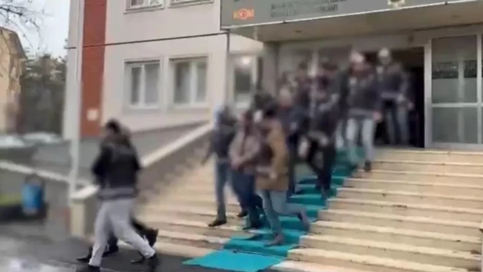 Diyarbakır'da tefecilik operasyonunda 6 zanlı tutuklandı