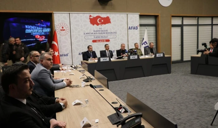 Elazığ'da "Deprem Değerlendirme Toplantısı" yapıldı