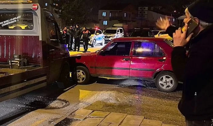 Erzurum'da tamir edilmesi i&ccedil;in bırakılan otomobili &ccedil;alan zanlı tutuklandı