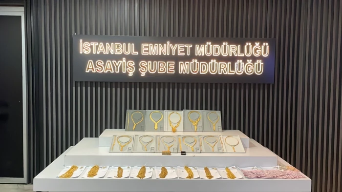 Fatih'te sahte altın basılan eve d&uuml;zenlenen operasyonda 1 ş&uuml;pheli yakalandı