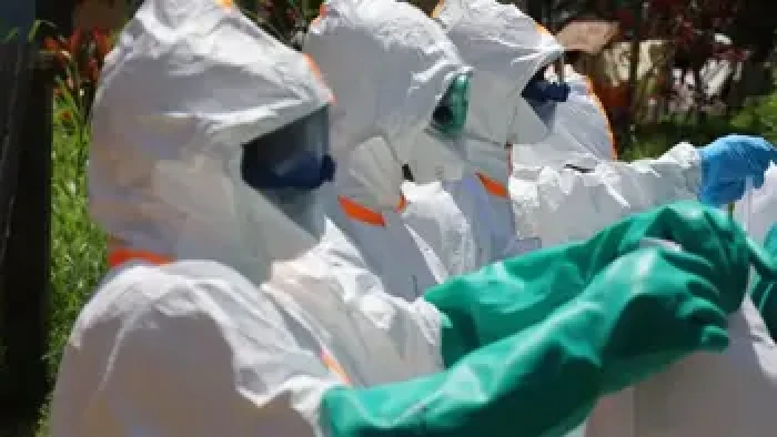 Fransa'da Ebola vakasıyla temas ettiği d&uuml;ş&uuml;n&uuml;len 5 kişi karantinaya alındı