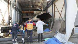  Gaziantep'te yakıt tankerinin patlaması sonucu 2 kişi &ouml;ld&uuml;, 3 kişi yaralandı