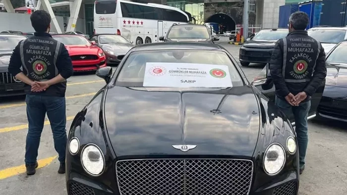 G&uuml;mr&uuml;kler Muhafaza ekiplerince 65 l&uuml;ks ara&ccedil; ele ge&ccedil;irildi