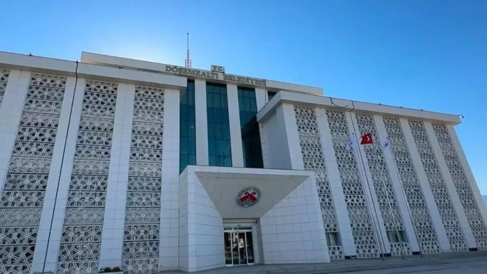 G&Uuml;NCELLEME - D&ouml;şemealtı Belediyesine y&ouml;nelik soruşturmada 19 ş&uuml;pheli g&ouml;zaltına alındı