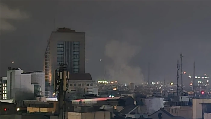 G&Uuml;NCELLEME - İran'ın başkenti Tahran'da art arda patlamalar meydana geldi