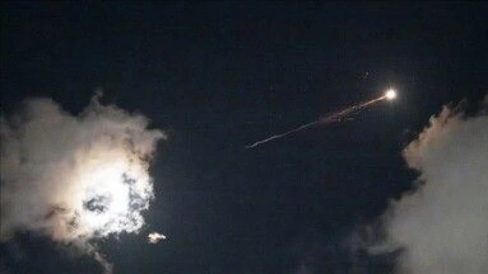 İran basını: Silahlı kuvvetler ABD'ye ait bazı savaş gemilerine İHA saldırısı d&uuml;zenledi