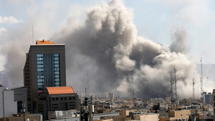 İran medyası: ABD-İsrail saldırıları altındaki İran'ın Kum kentinde 6 kişi &ouml;ld&uuml;