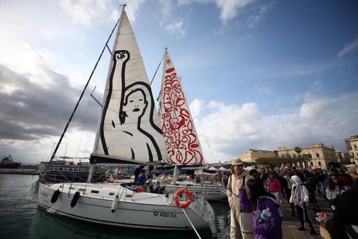 İspanya'dan yola &ccedil;ıkan "K&uuml;resel Sumud Filosu 2026 Bahar Misyonu" tekneleri İtalya'ya ulaştı