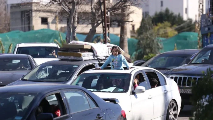 İsrail saldırıları nedeniyle L&uuml;bnan&rsquo;dan ayrılan 10 binden fazla kişi Suriye&rsquo;ye ge&ccedil;ti