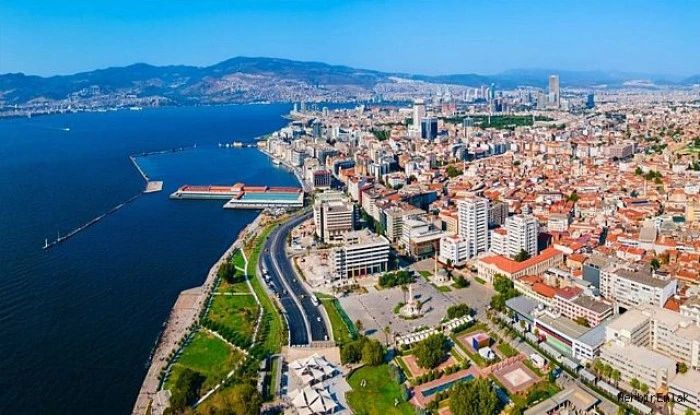 İzmir'in en b&uuml;y&uuml;k 100 sanayi kuruluşu a&ccedil;ıklandı