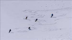 Kayak merkezlerinde en fazla kar kalınlığı 164 santimetreyle Kartalkaya'da &ouml;l&ccedil;&uuml;ld&uuml;