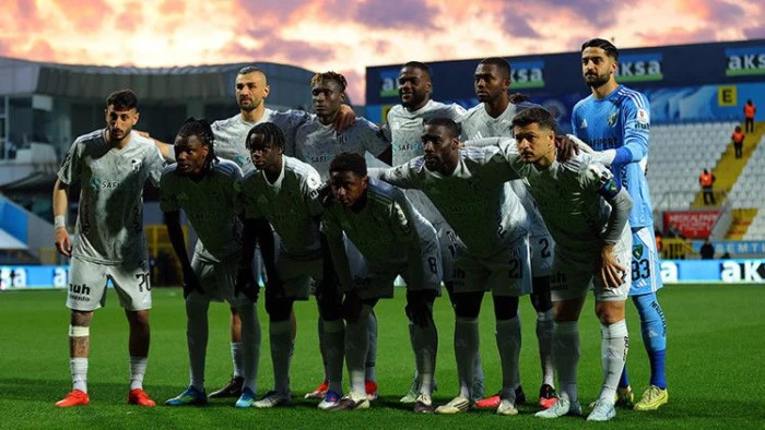 Kocaelispor, 16 yıl sonra d&ouml;nd&uuml;ğ&uuml; S&uuml;per Lig'de kalma hedefine ulaştı