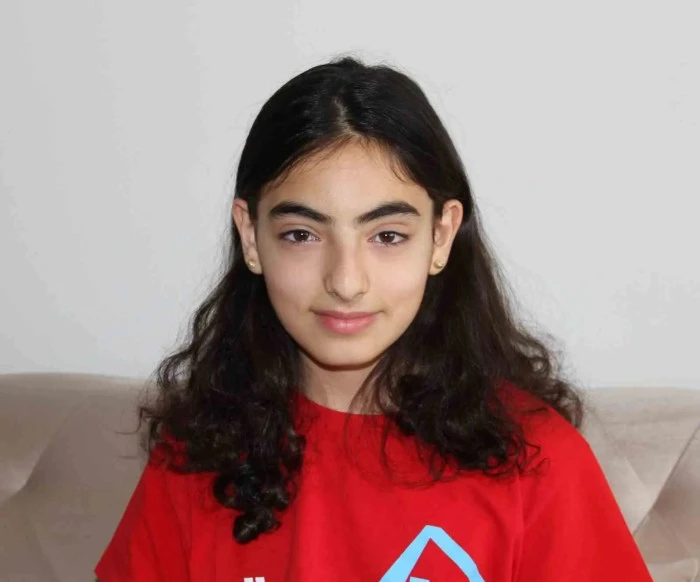 L&ouml;semiyi yenen 20 yaşındaki Elif, hayali olan &uuml;niversiteyi kazandı