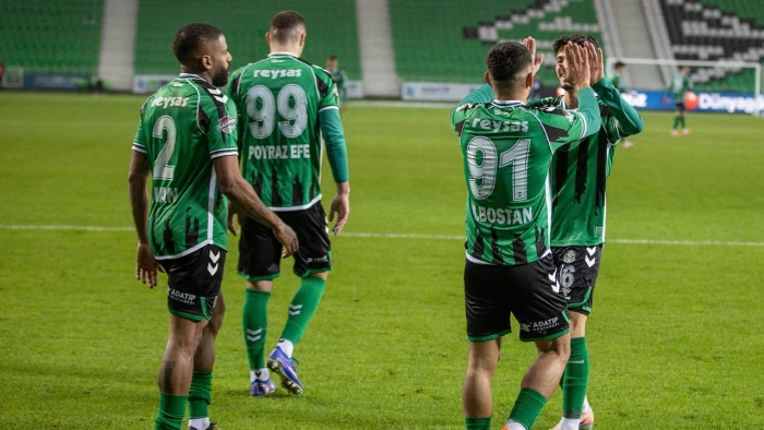 Sakaryaspor, 11 ma&ccedil;ın ardından galip geldi
